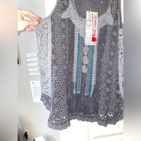 NWT!! Johnny Was Size M Gray/Blue Lucky Tank🐺 - Picture 2 of 6
